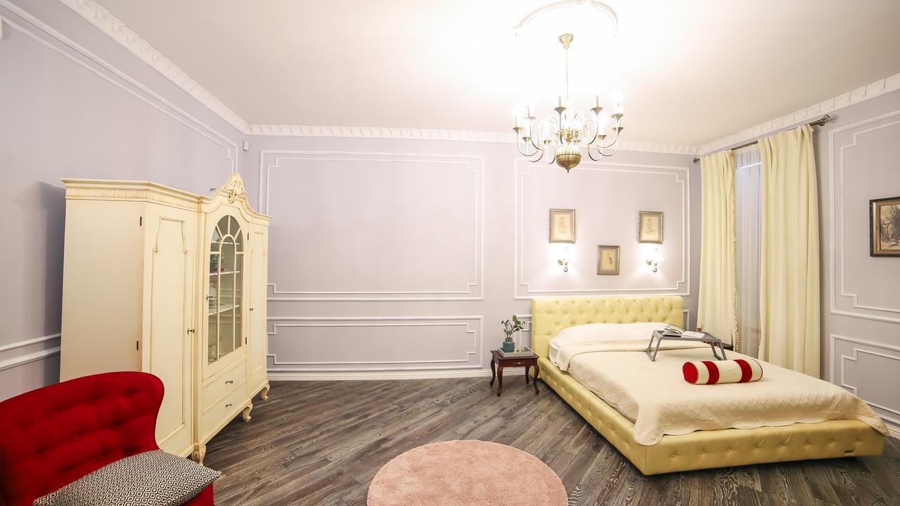 Franco Luxury Apartment ลวีฟ ภายนอก รูปภาพ